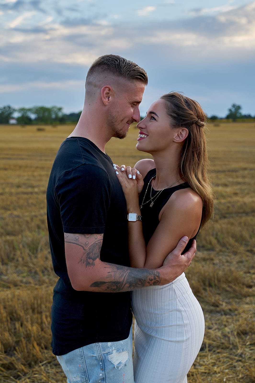 A győri Studio3 bérelhető fotóstúdióban készült páros fotózás 17